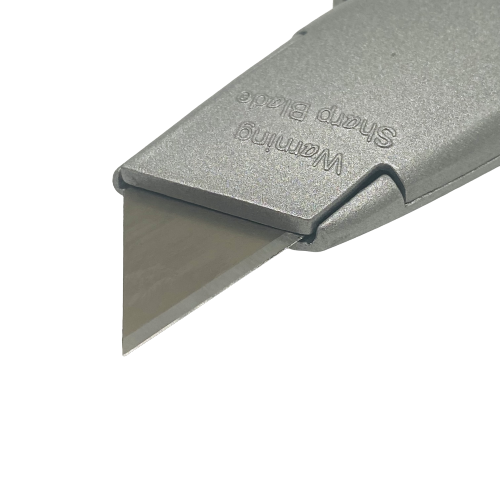 Retractable Utility Knife + FREE BLADE