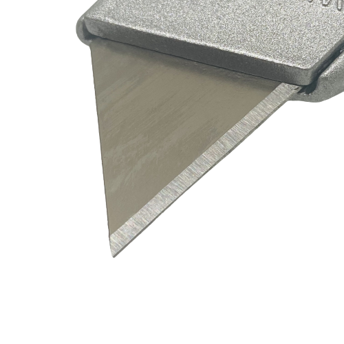 Retractable Utility Knife + FREE BLADE